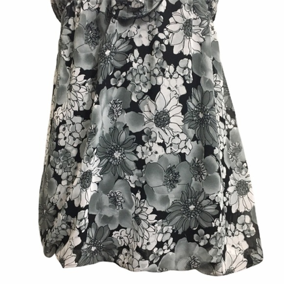 Studio Y ruffle floral chiffon tank top. Sz Small - Picture 3 of 8